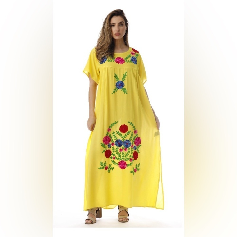 NEW- RIVIERA SUN LONG YELLOW 1X DRESS